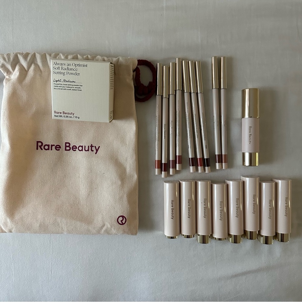 Rare Beauty Bundle - contour, setting powder, lip liner, lipsticks ♥️